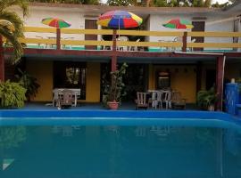 Hotel Sol y Playa，位于Iztapa的酒店