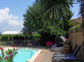 Le Jardin d'Ivana B&B avec Piscine chauffée，位于奥佩德的酒店