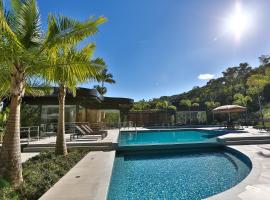 Quality Hotel Blumenau，位于布卢梅瑙的酒店