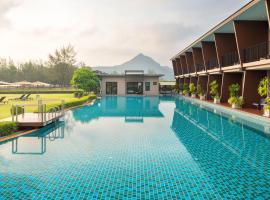 La Isla Pranburi Beach Resort，位于三百岭的Spa酒店