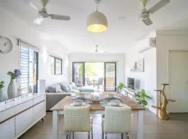 ZEN QUEST - The NOMADS PAD Near Nightcliff Markets & Sunset Foreshore