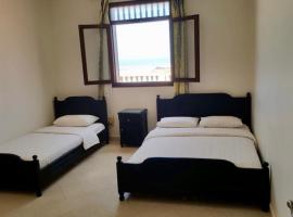 HOTEL BEACH CLUB LEGZIRA，位于西迪伊夫尼的酒店