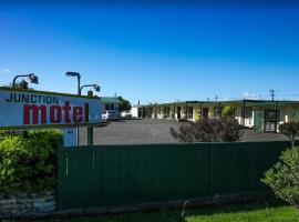Junction Motel Sanson-Truck Motel，位于SansonFeilding Livestock Centre附近的酒店