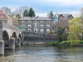 Lion Hotel, Builth Wells，位于比尔斯韦尔斯的酒店
