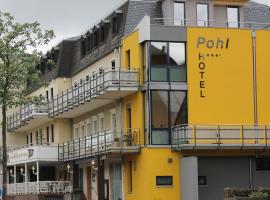 Hotel Pohl，位于Kinheim的带泳池的酒店