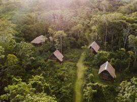 Amak Iquitos Ecolodge - All Inclusive，位于Santa Clara的木屋