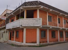 Hotel Mar de Plata，位于特鲁希略的酒店