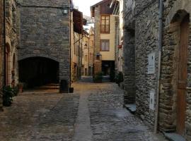 Cal Jardiner，位于里亚尔普的酒店