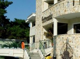 Hatzoudis Luxury Suites，位于克里斯阿穆迪亚的酒店