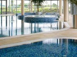 Pillo Hotel & Leisure Club