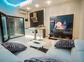 H & V Residence - Diamond Bungalow Apartment
