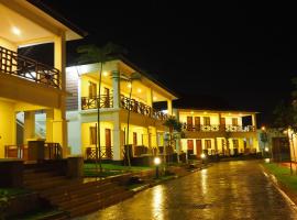 LOTUS SEAVIEW BEACH RESORT, PENGERANG，位于边佳兰的带泳池的酒店