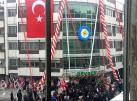 DEVREK OTEL，位于宗古尔达克的酒店