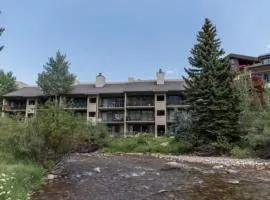 Vail Village Condo with Free Ski & Board Storage