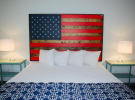 Rodeway Inn & Suites，位于Plainview的酒店
