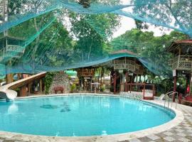 Sea Forest Resort，位于杜马格特的酒店