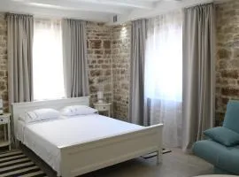 Trogir Square Apartment