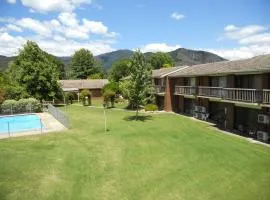 Motel Sierra - Bright