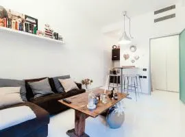 Giovio Loft - The House Of Travelers