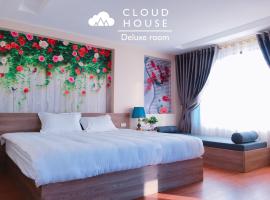 Cloud House Sapa，位于萨帕沙巴市场附近的酒店