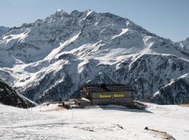 Ferienhaus Römerhütte，位于海利根布卢特的酒店