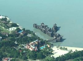 SEA VILLA LANGKAWI LAGOON，位于珍南海滩的公寓