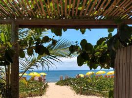 Vila Araticum Praia，位于圣安德烈的带泳池的酒店