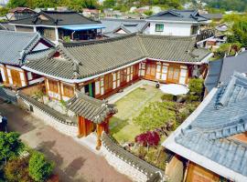 海韵韩屋旅馆，位于全州市的酒店
