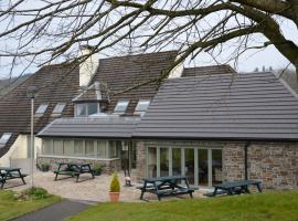 Neuadd Henllan Lodge，位于比尔斯韦尔斯的酒店