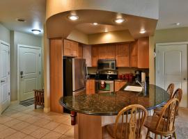 Unit 411A 1 Bd 1 Ba Condo Condo，位于Birchwood的酒店