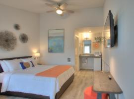 OCEAN SHORES RESORT - Brand New Rooms，位于洋滨市Chance A La Mer State Park附近的酒店