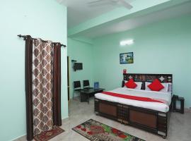 OYO 37054 Amit Guest House，位于索兰的酒店
