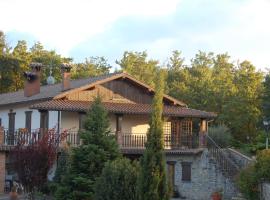 Agriturismo Countryhouse Le Giare，位于古比奥的家庭/亲子酒店