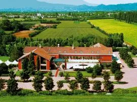 安蒂卡波斯图米亚酒店