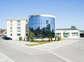 Hotel Kruna Elegant，位于阿然德洛维克的酒店
