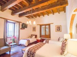 早餐及市中心传奇酒店，位于巴耶德布拉沃的酒店