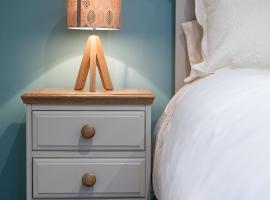 Storthes Hall Park Apart Hotel，位于Kirkburton的酒店