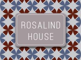 Rosalind House，位于卡莱尔University of Cumbria附近的酒店