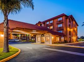 Lompoc Valley Inn and Suites，位于隆波克Santa Maria Public (Capt. G. Allan Hancock Field) - SMX附近的酒店