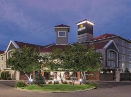 La Quinta Inn & Suites by Wyndham Denver Airport DIA，位于丹佛的酒店