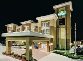 La Quinta by Wyndham Victoria - South，位于维多利亚Victoria Regional Airport - VCT附近的酒店