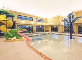 比林斯拉金塔旅馆及套房酒店，位于比林斯的酒店