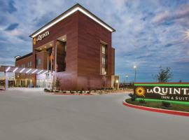 La Quinta by Wyndham San Marcos Outlet Mall，位于圣马科斯圣马科斯唐格奥特莱斯附近的酒店