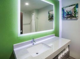 La Quinta by Wyndham Owasso，位于Owasso的酒店