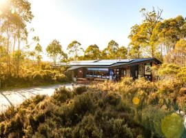 Discovery Parks - Cradle Mountain，位于摇篮山埃米特山附近的酒店