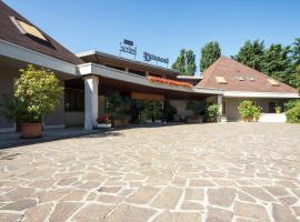 迪亚曼蒂I酒店，位于Garlasco的酒店