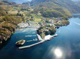 凯尔平露营酒店，位于Kyrping的酒店