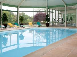 Le Domaine des Roches, Hotel & Spa，位于布里阿尔的酒店