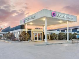 Coast Swift Current Hotel，位于斯威夫特卡伦特的酒店