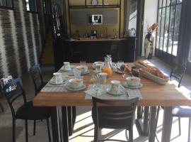 Manoir des Logis，位于伊芙尔莱韦克的Spa酒店